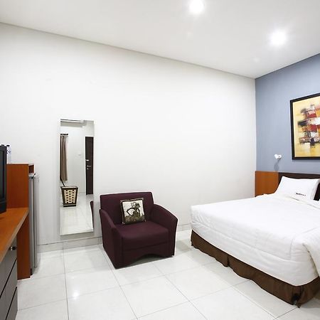 Reddoorz @ Menteng Jakarta Extérieur photo