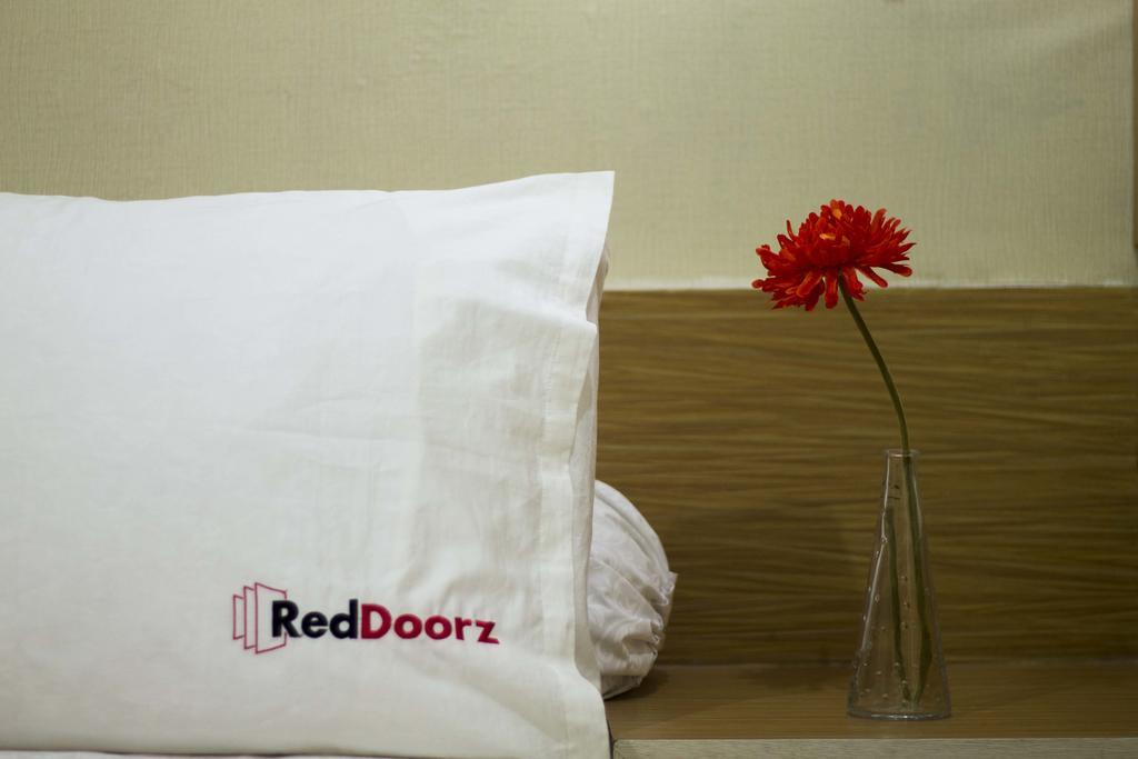 Reddoorz @ Menteng Jakarta Extérieur photo